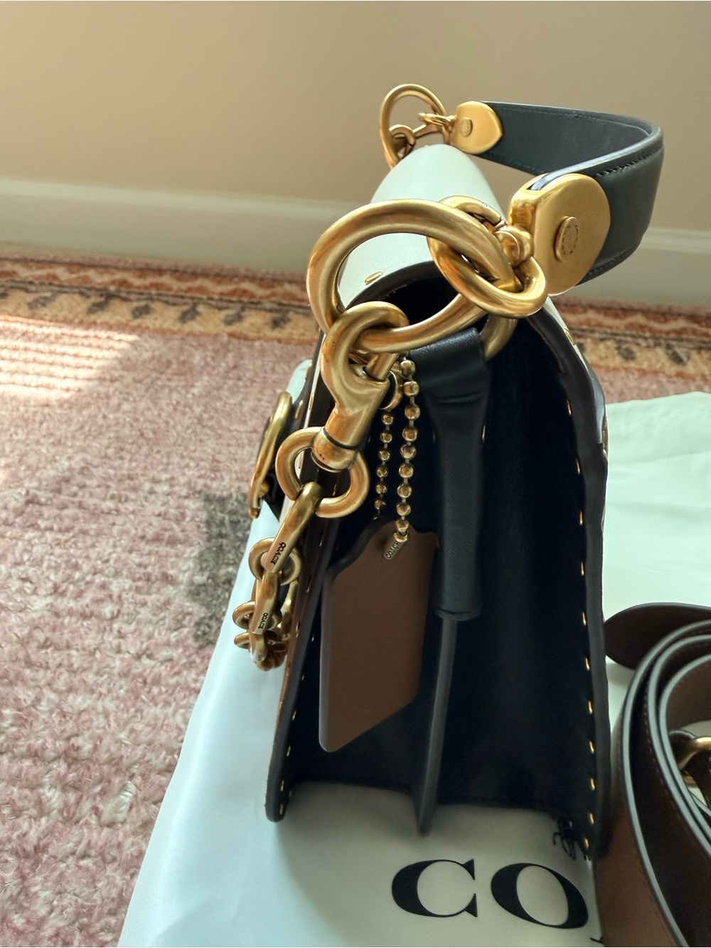 Coach - Beat Shoulder Bag In Colorblock With Rivets - Picture 3 of 7